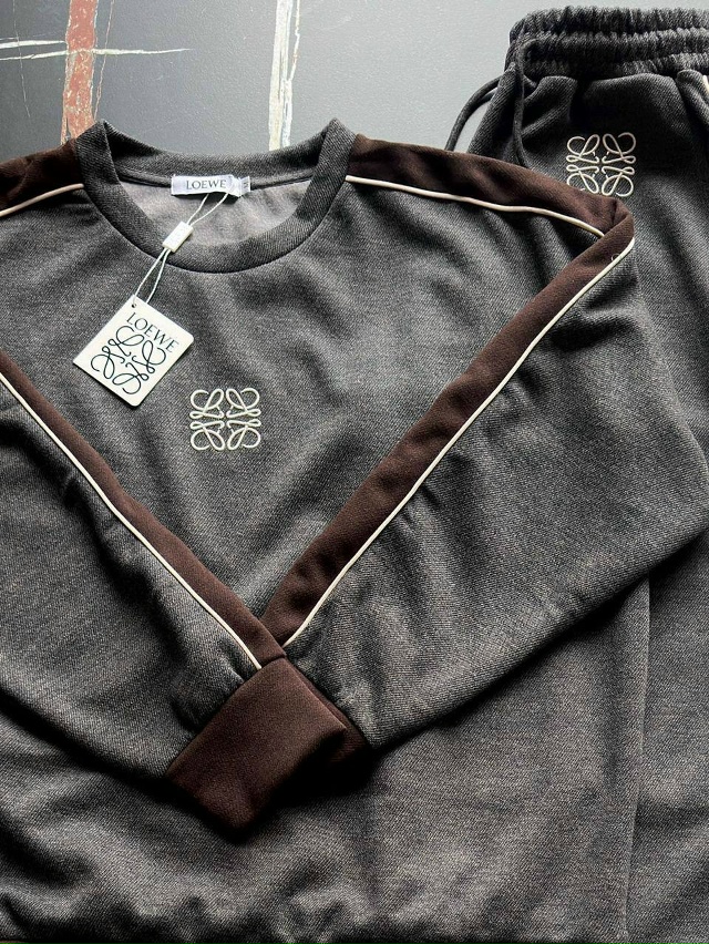 Спортивный костюм 23122690