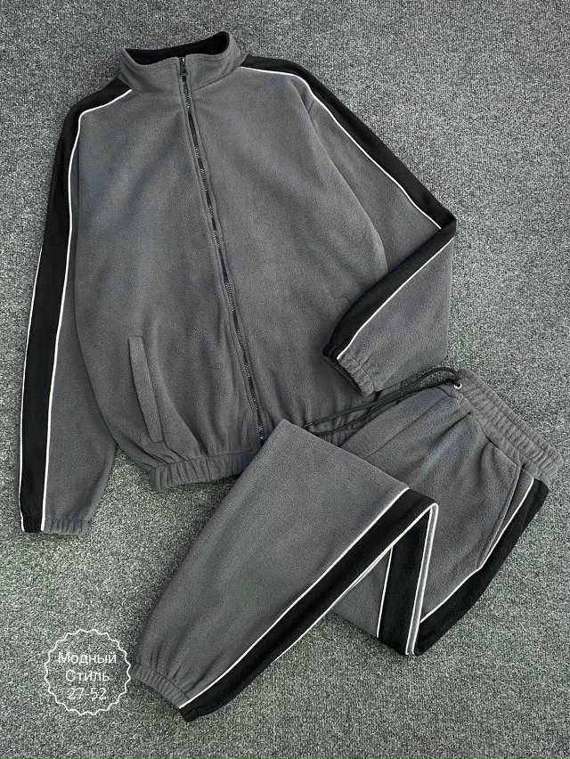 Спортивный костюм 23125312