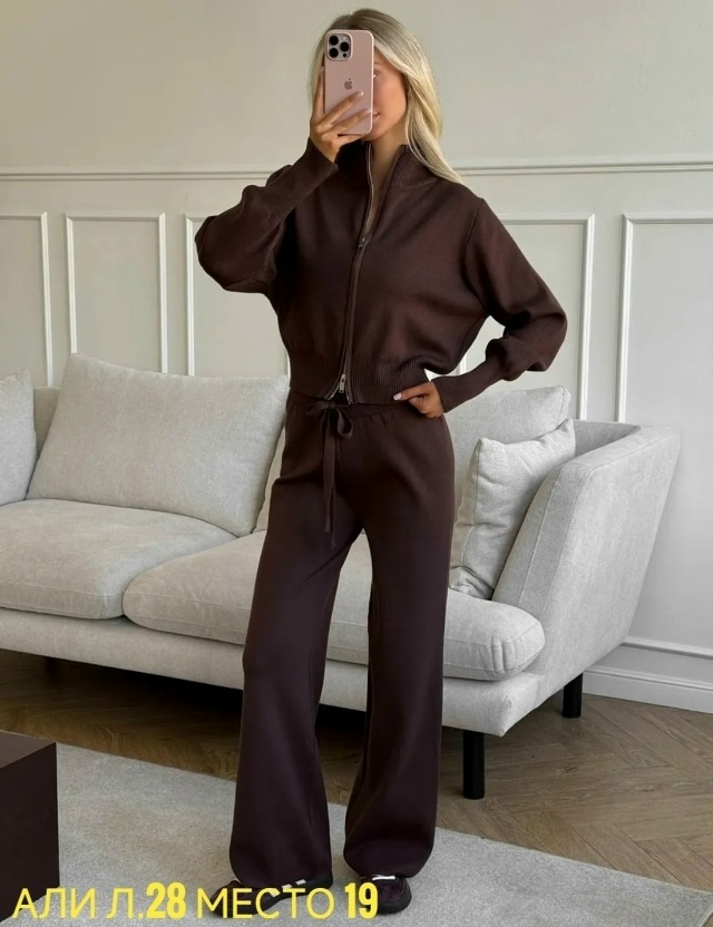 Спортивный костюм 23125451