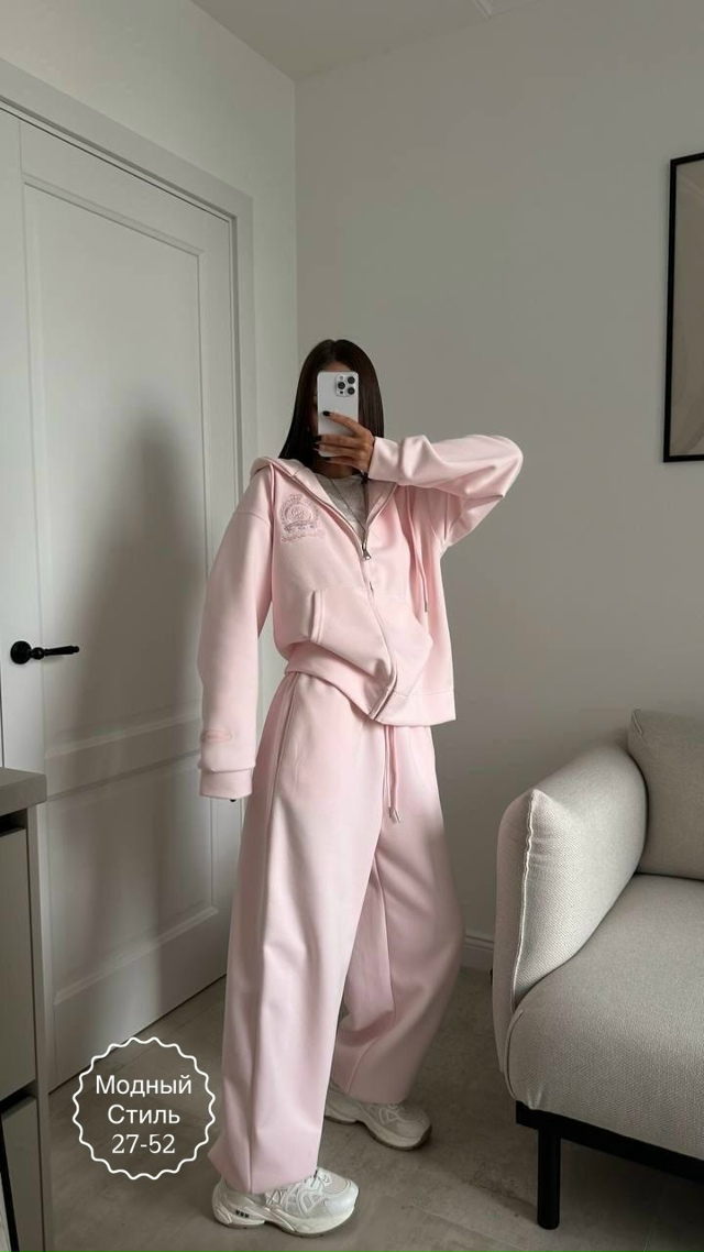 Спортивный костюм 23125396