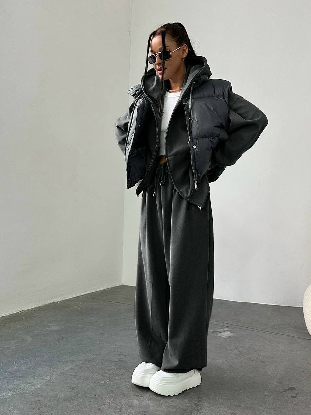 Спортивный костюм 23127216