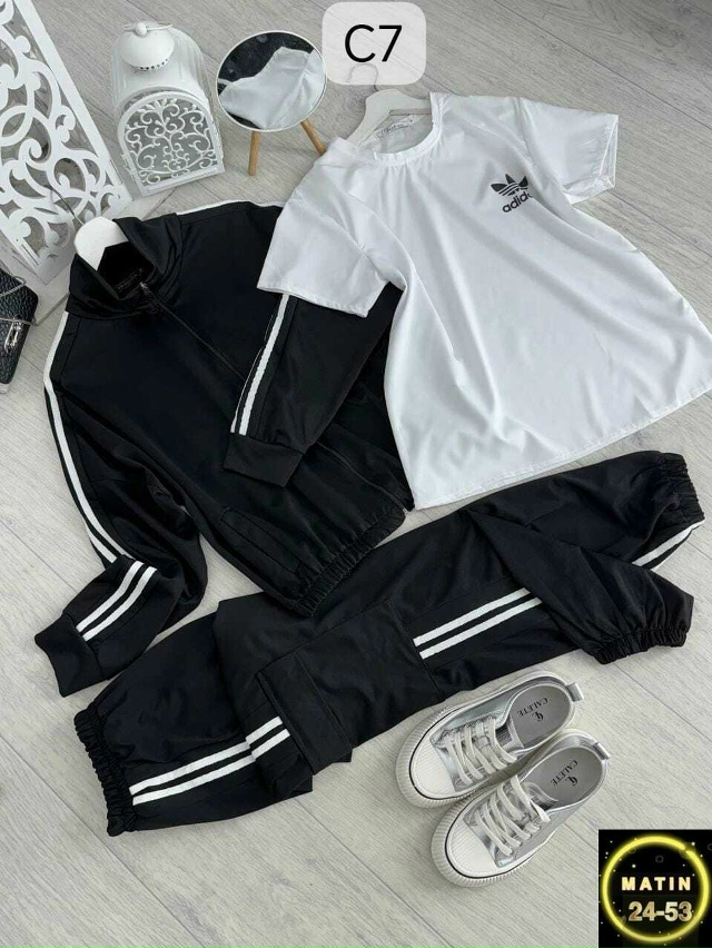 Спортивный костюм 23126634