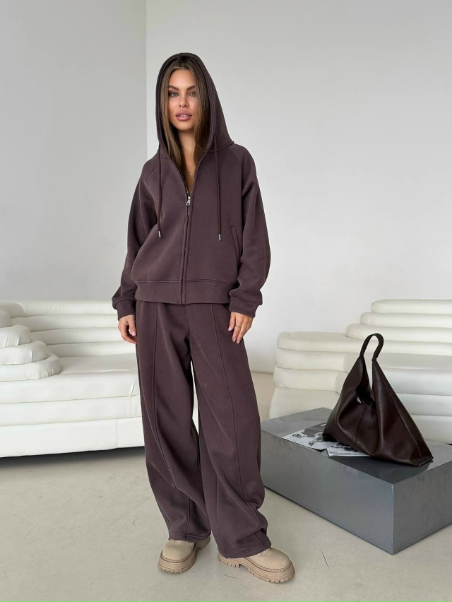 Спортивный костюм 23127766