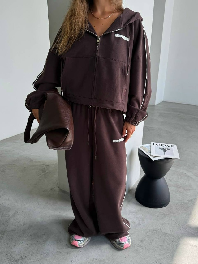 Спортивный костюм 23127769