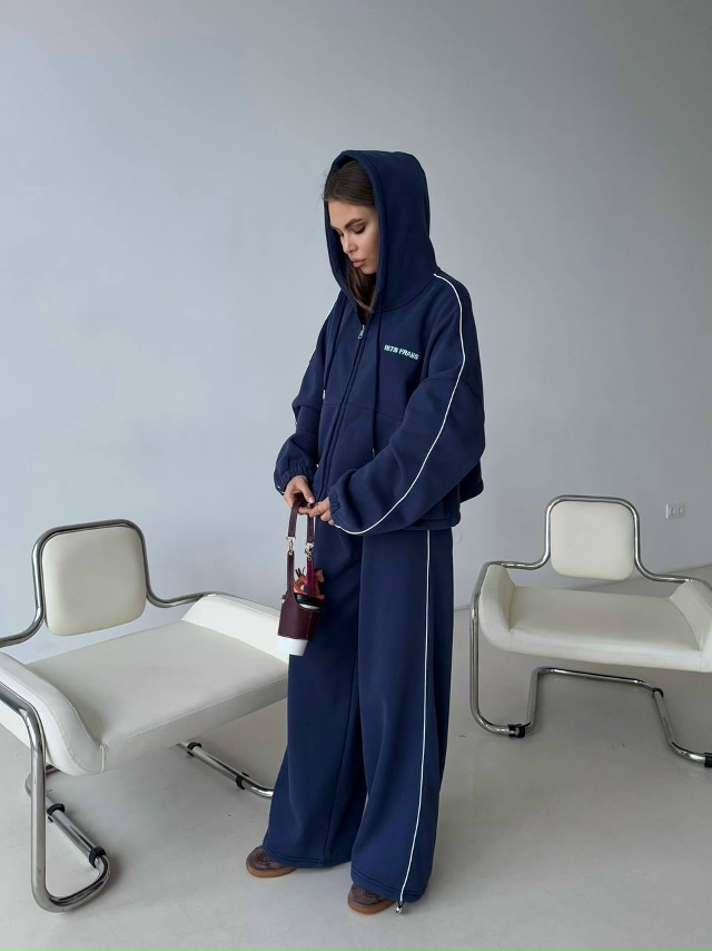 Спортивный костюм 23127768