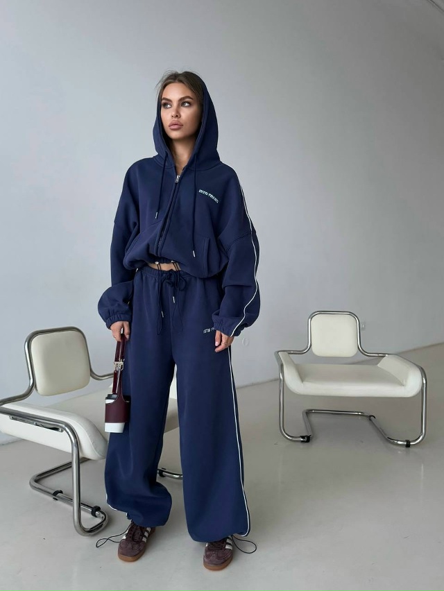 Спортивный костюм 23127768