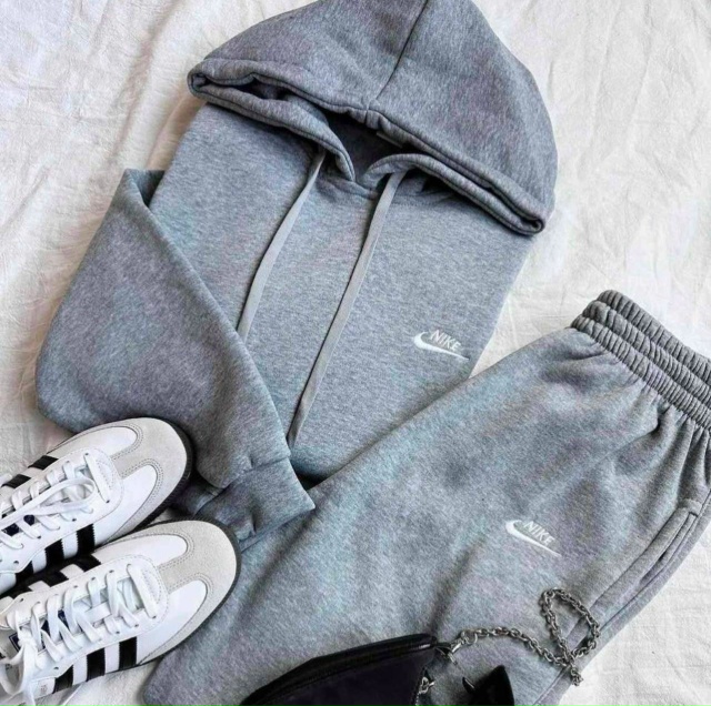 Костюм 23129192