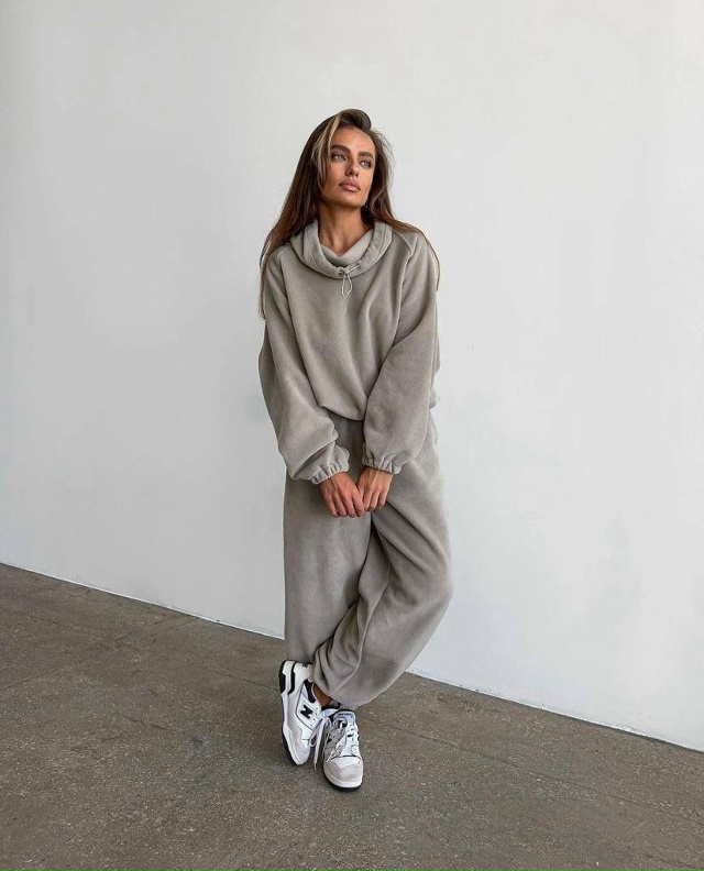 Спортивный костюм 23130286