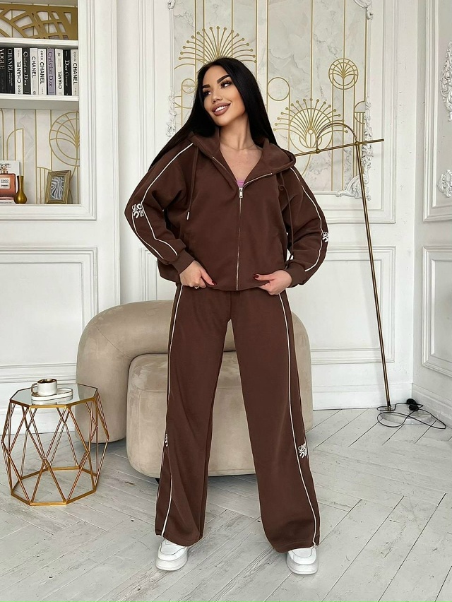 Спортивный костюм 23129986