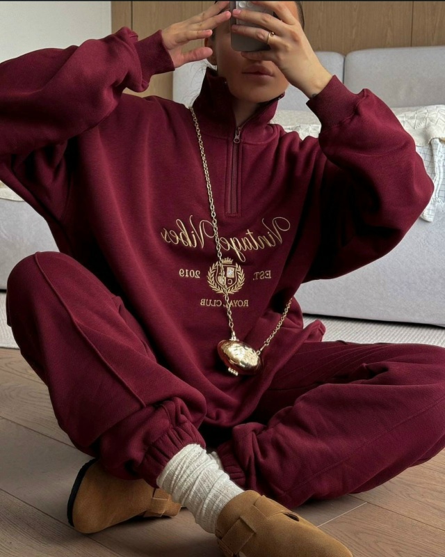 Спортивный костюм 23130323