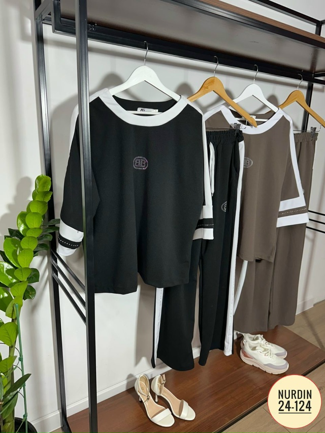 Спортивный костюм 23130578