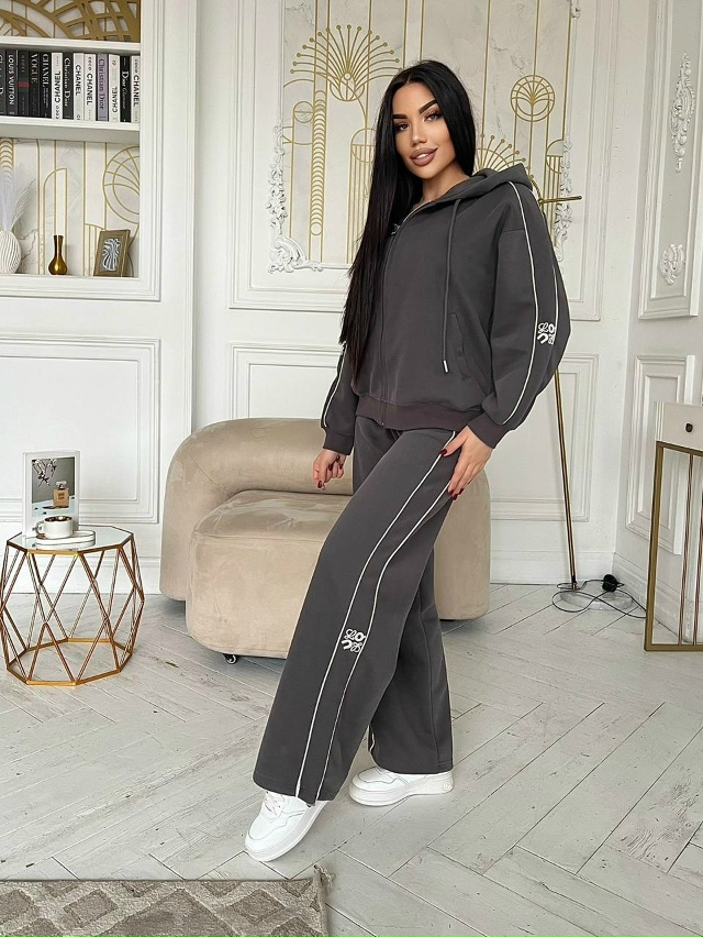 Спортивный костюм 23129986