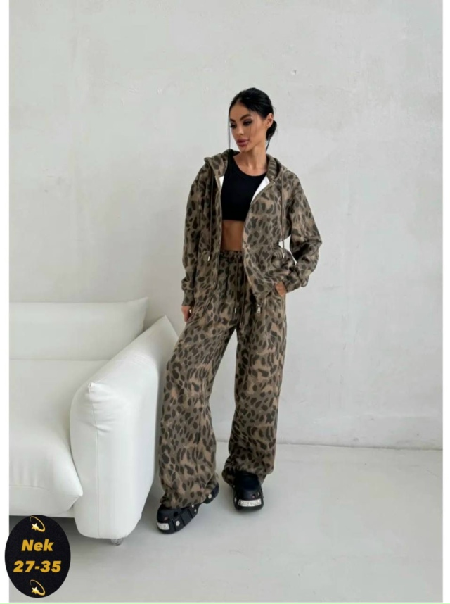 Спортивный костюм 23130120