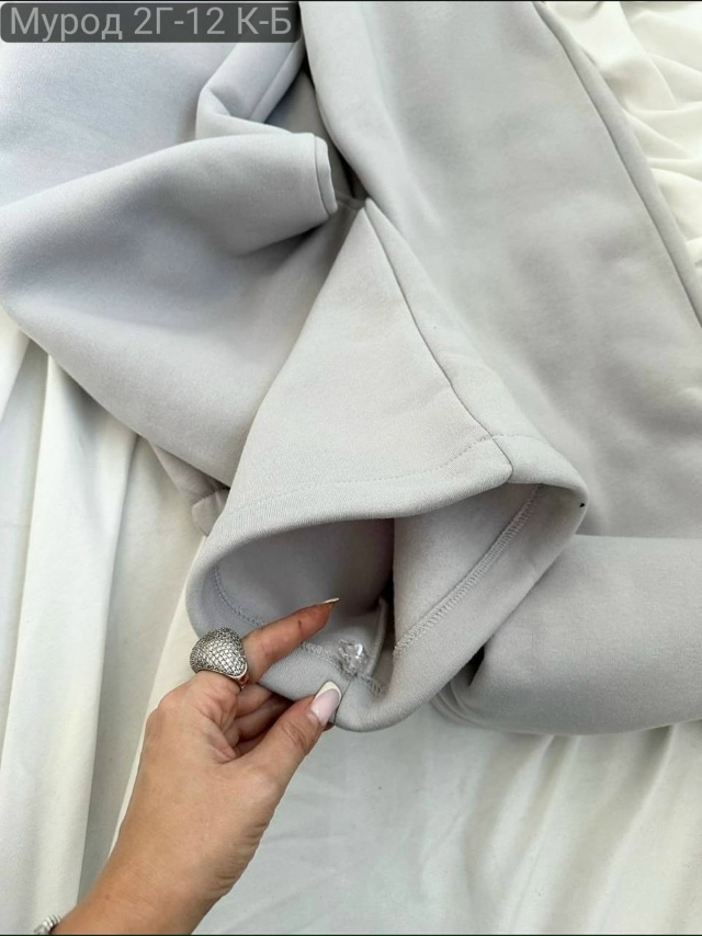 Спортивный костюм 23132489