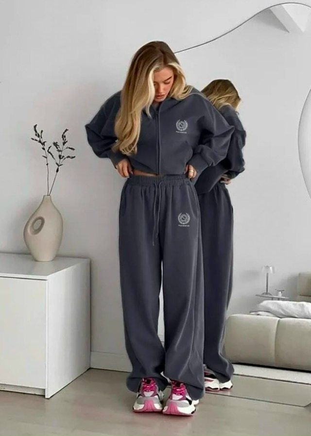 Спортивный костюм 23132106