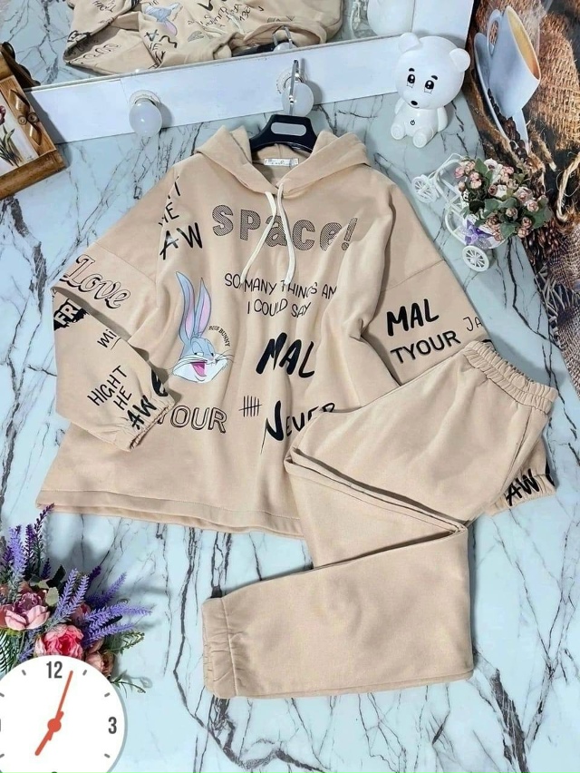 Спортивный костюм 23131577