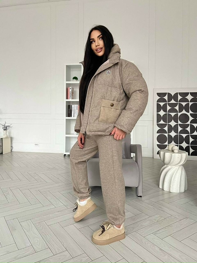 Спортивный костюм 23133064