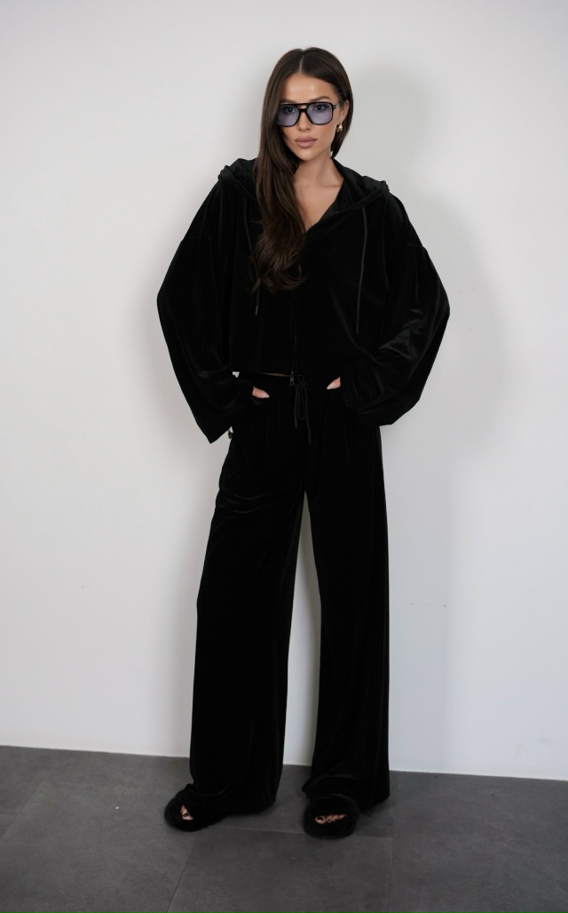 Спортивный костюм 23133598