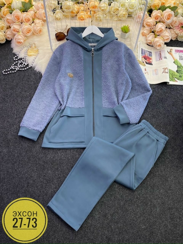 Спортивный костюм 23133411