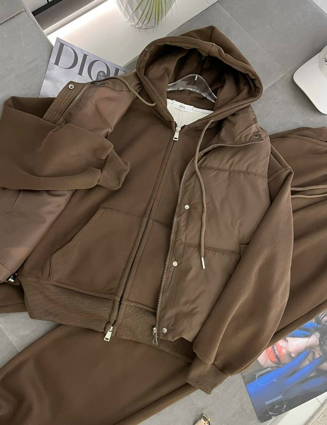 Спортивный костюм 23135013