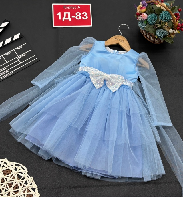 Платье 23136982