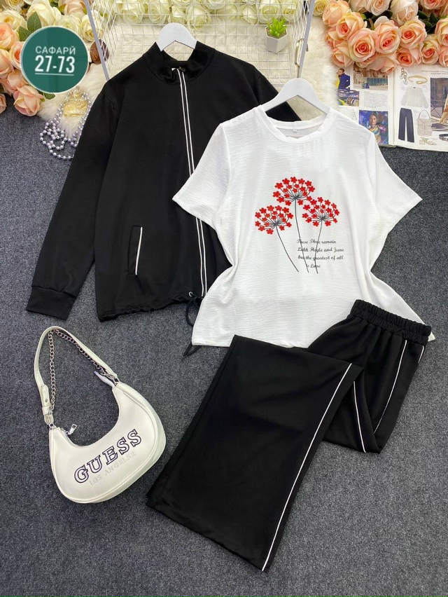 Спортивный костюм 23136253