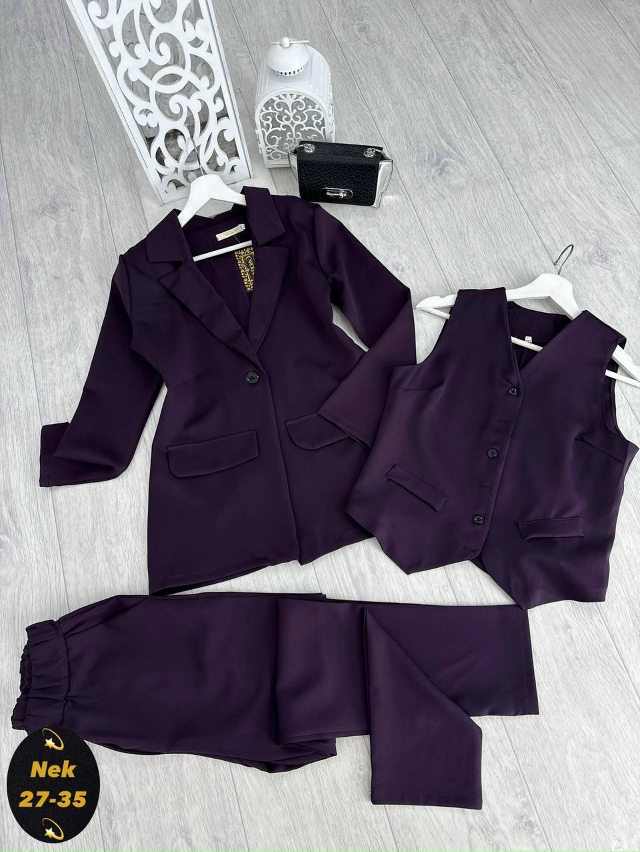 Костюм 23137256
