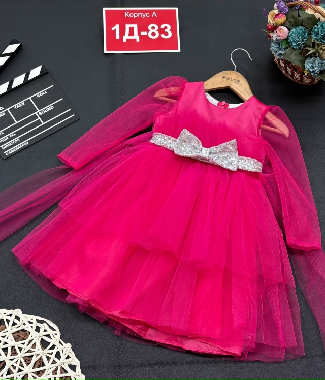 Платье 23136982