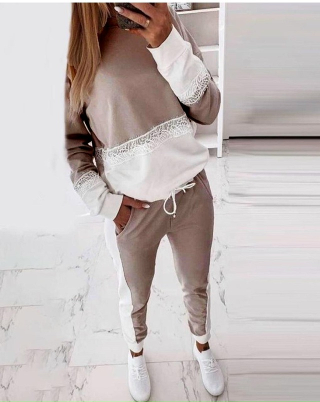 Спортивный костюм 23135924