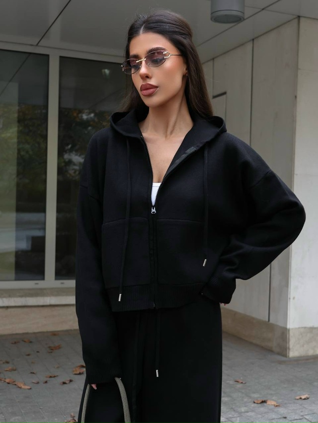 Спортивный костюм 23138475