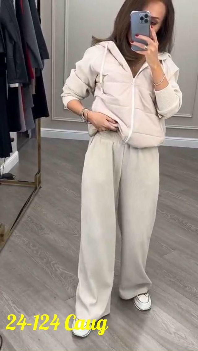 Спортивный костюм 23138799