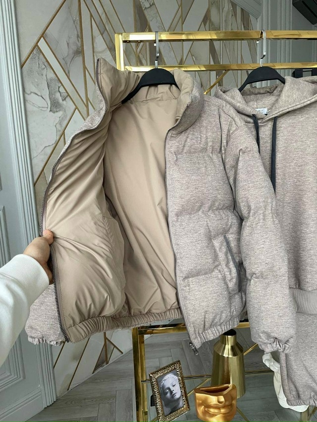 Спортивный костюм 23139422