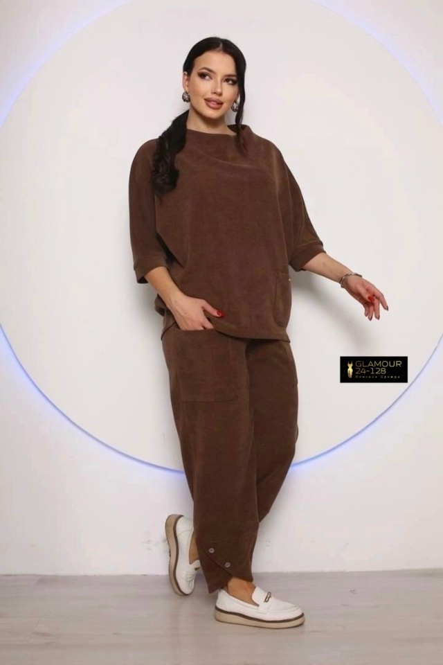 Спортивный костюм 23139419