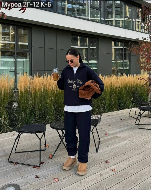 Спортивный костюм 23140376