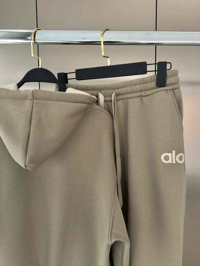 Спортивный костюм 23141672