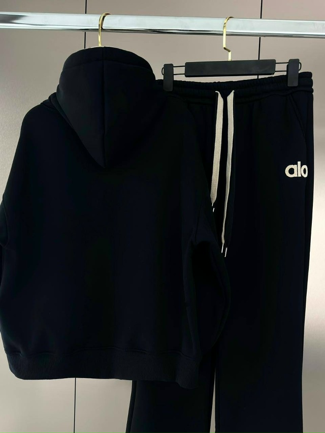 Спортивный костюм 23141673