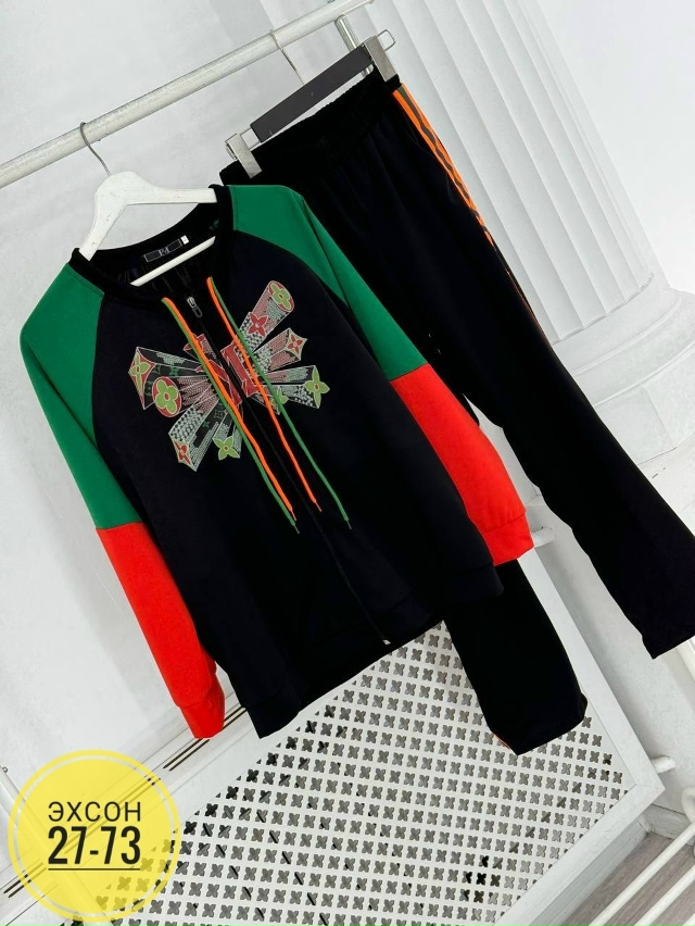 Спортивный костюм 23143385