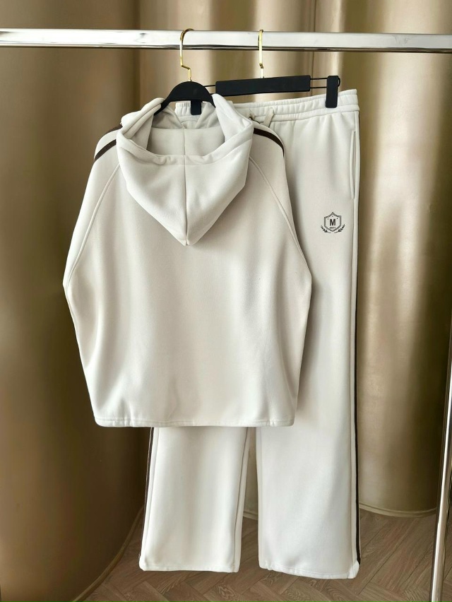 Спортивный костюм 23143011