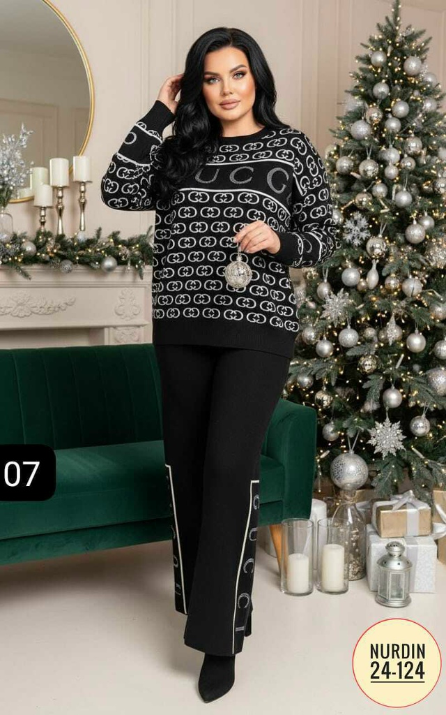 Спортивный костюм 23144671