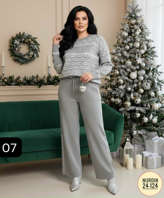 Спортивный костюм 23144671