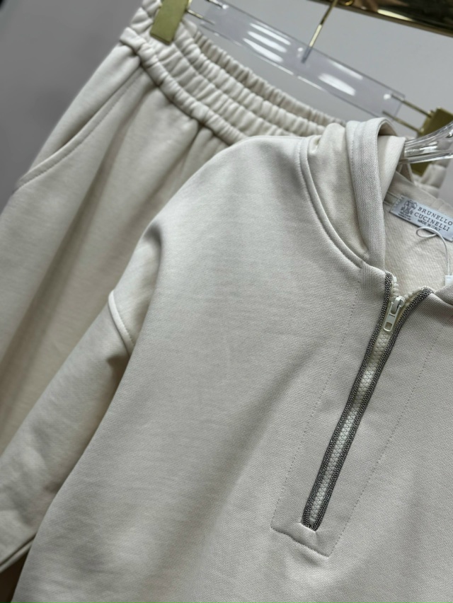 Спортивный костюм 23144618