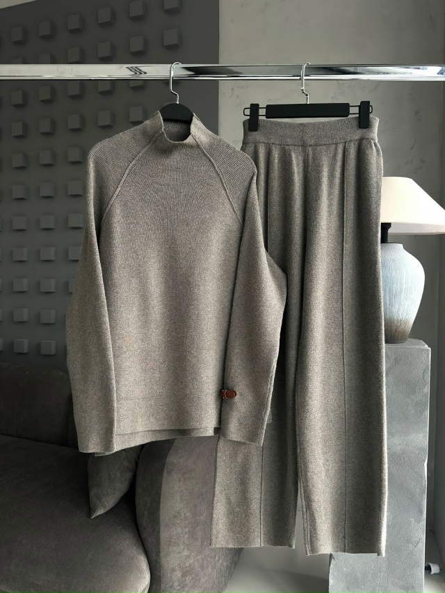 Костюм 23144283