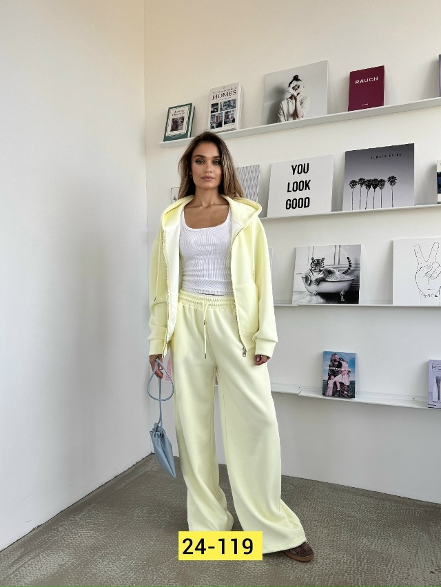 Спортивный костюм 23144121