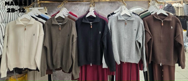 Свитер 23145271