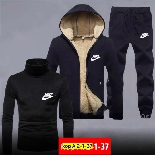 Спортивный костюм 23147459