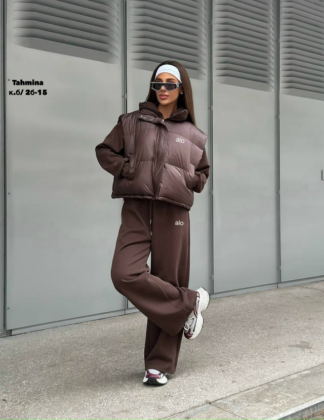 Спортивный костюм 23149910