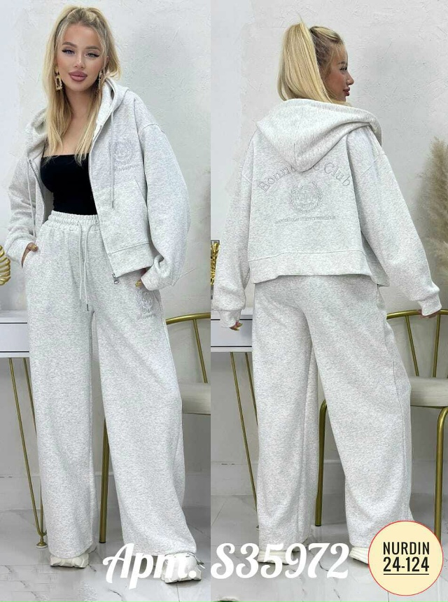 Спортивный костюм 23150380