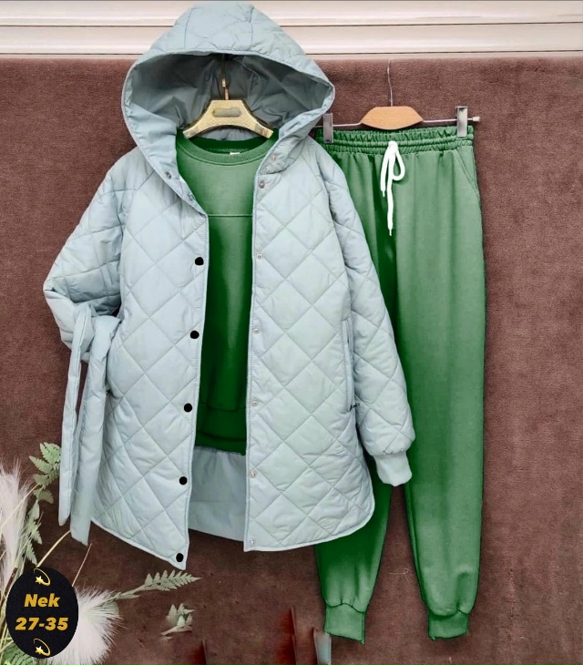 Спортивный костюм 23150945