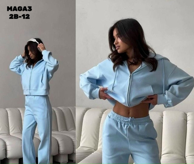 Спортивный костюм 23151704