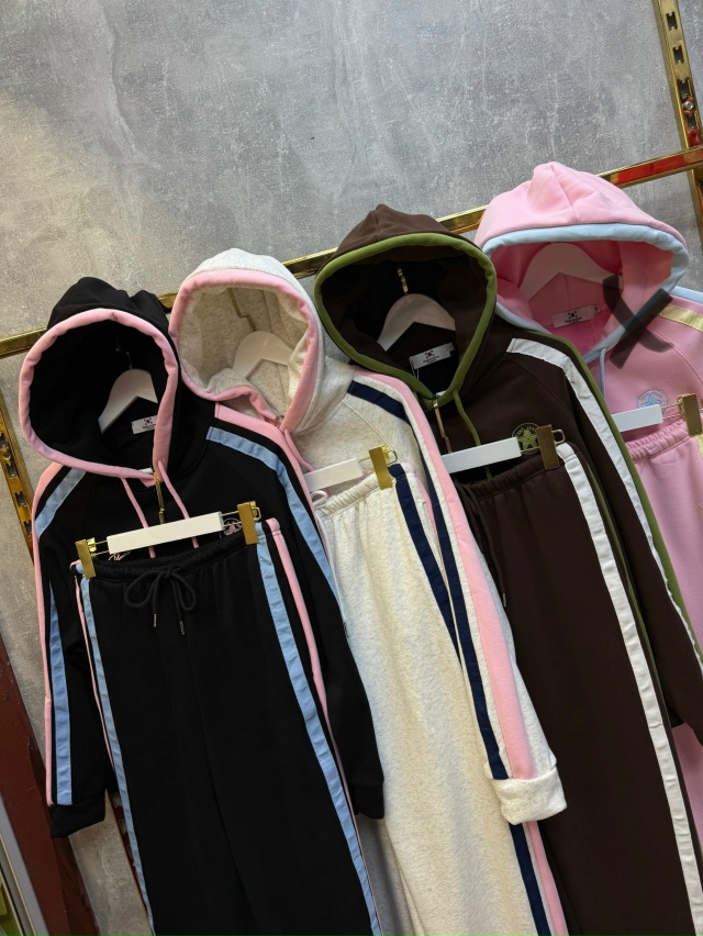 Спортивный костюм 23151613